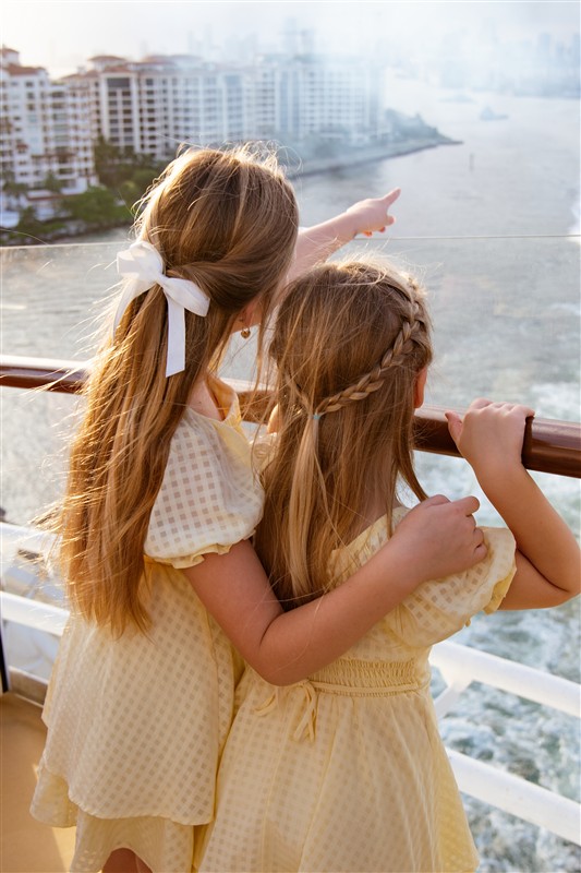 Cruise Gallery Image
